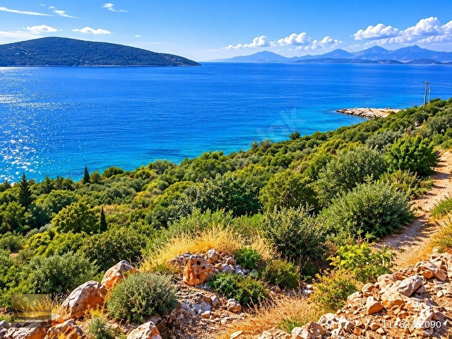 Bodrum Yalıkavakta Özel Konumlu Denize Sıfır satılık Arsa bulunmaz konumda her noktasında deniz - Görsel 14