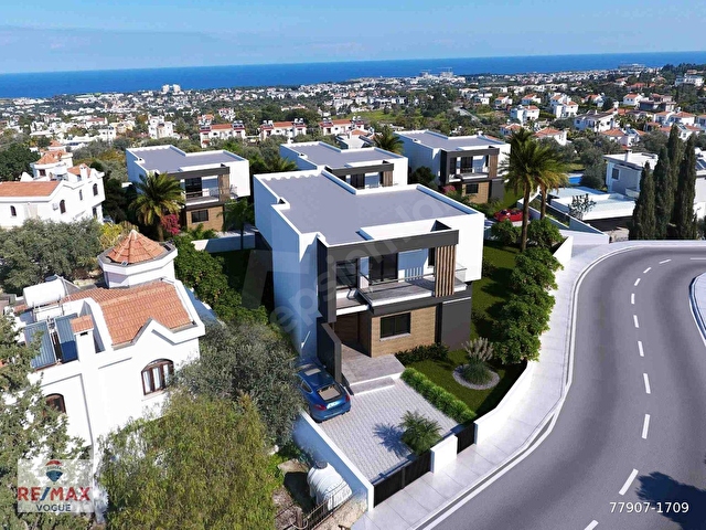 GIRNE OZANKÖYDE DENIZ VE DAĞ MANZARALI HAVUZLU LÜKS VILLA