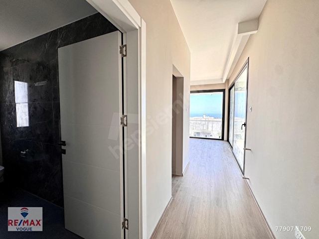 GIRNE OZANKÖYDE DENIZ VE DAĞ MANZARALI HAVUZLU LÜKS VILLA - Görsel 20