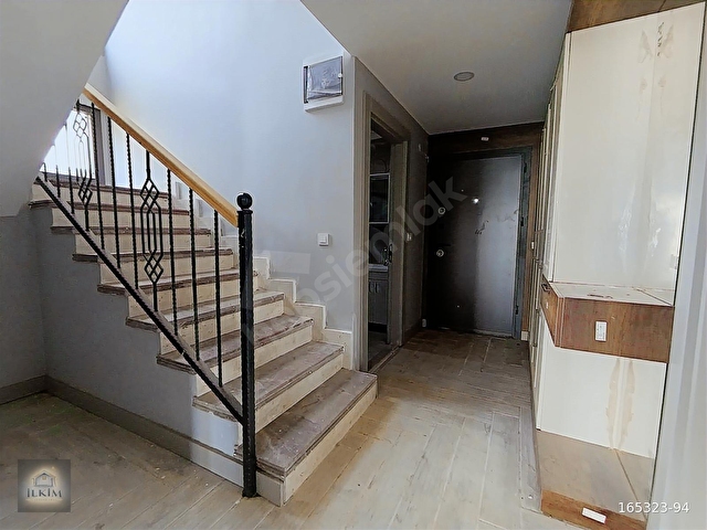 PELİTKÖY DE GİRİŞ KATI ÖZGÜRLÜĞÜ SUNAN, IŞIĞIN EVİ 4+1 VİLLA - Görsel 18
