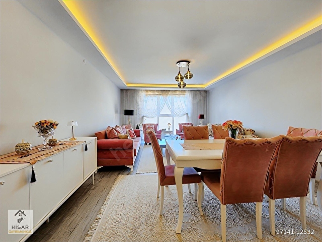 ULTRA LÜKS FULL YAPILI ARA KAT SİTEDE OKULA YAKIN 4+1 DAİRE
