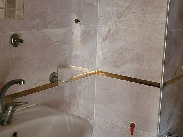 KARABÜK KILAVUZLARDA ÜNİVERSİTEYE YÜRÜME MESAFESİNDE SATILIK 2+0 DAİRE - Görsel 5