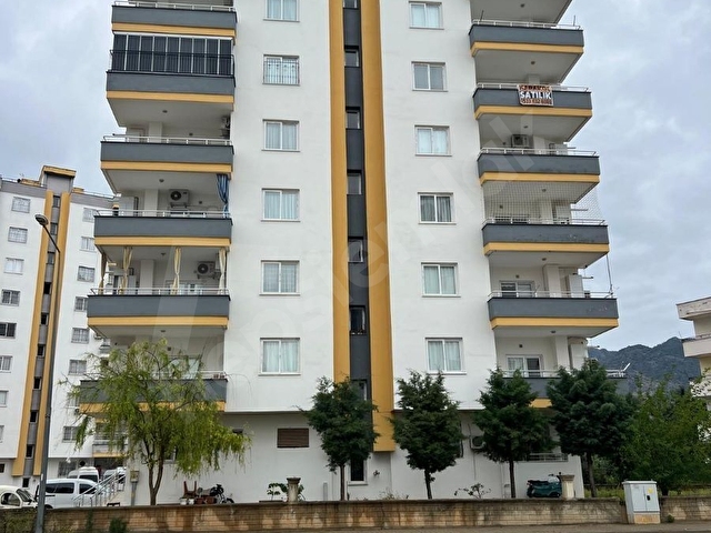 ARSLAN PAŞA MAHALLESİ AK CAMİ CİVARINDA SATILIK 4+1 DAİRE