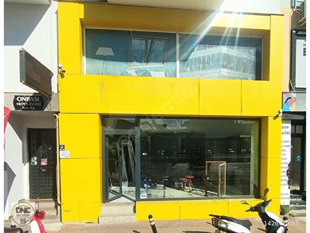TROYA CADDESİ ÜZERİNDE TABELA DEĞERİ YÜKSEK GENİŞ KİRALIK İŞYERİ