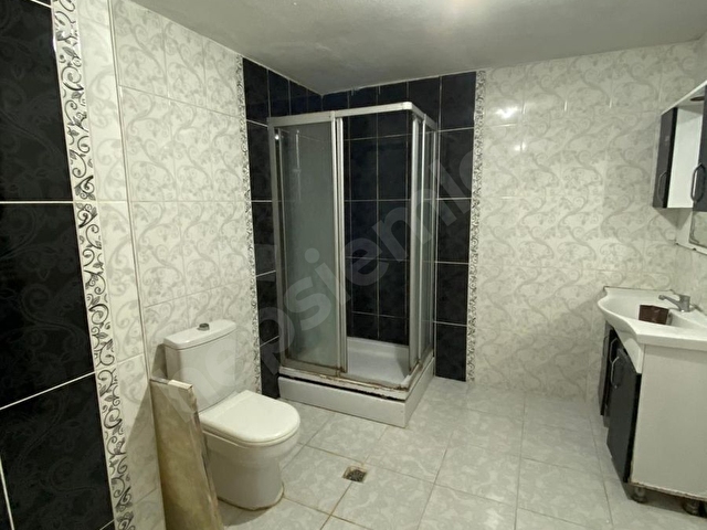 METROBÜS CİVARI GENİŞ FERAH KİRALIK 2+1 DAİRE - Görsel 9