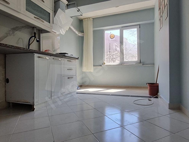 HUZUR EMLAKTAN TEKİRDAĞ ÇİFTLİKÖNÜNDE BAHÇELİ SATILIK 3+1 GENİŞ DAİRE - Görsel 19