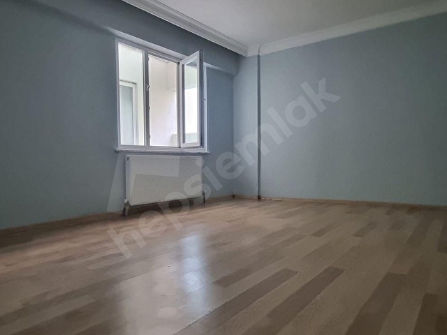 HUZUR EMLAKTAN TEKİRDAĞ ÇİFTLİKÖNÜNDE BAHÇELİ SATILIK 3+1 GENİŞ DAİRE - Görsel 6
