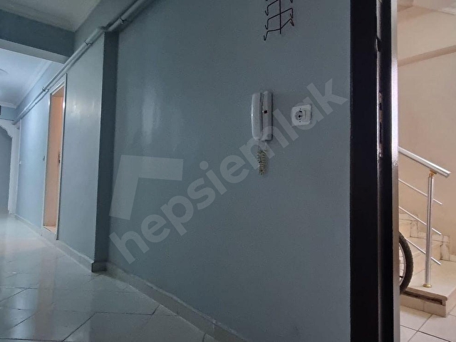 HUZUR EMLAKTAN TEKİRDAĞ ÇİFTLİKÖNÜNDE BAHÇELİ SATILIK 3+1 GENİŞ DAİRE - Görsel 2