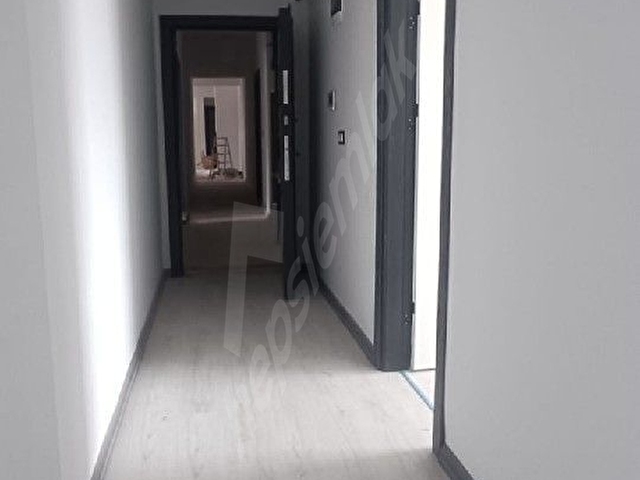 Kapaklı Karaağaç Mahallesinde Okullar Bölgesinde SIFIR 2+1 DAİRE