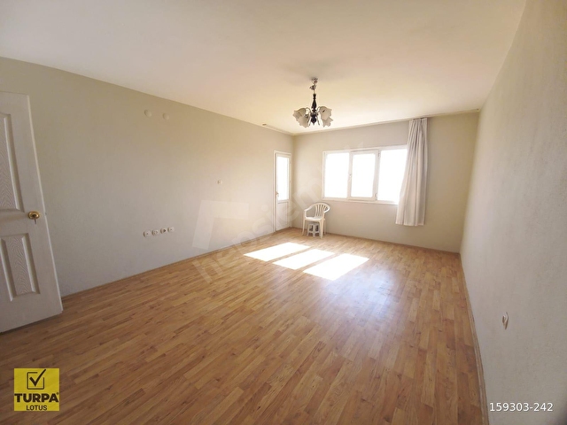 Turpa Lotustan Site İçerisinde 3+1 Ebeveyn Banyolu Kiralık Daire - Görsel 2