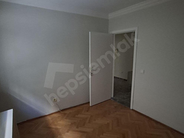 SEDAT SİMAVİ SOKAK MERKEZİ KONUM KAPALI GARAJLI KOMBİLİ - Görsel 15