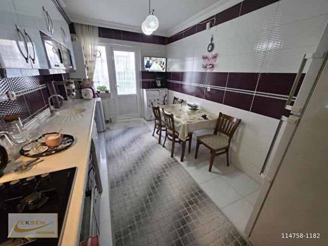EKSENDEN GÜNEŞEVLERDE CADDEYE YAKIN ÖN CEPHE 3+1 SATILIK DAİRE - Görsel 12