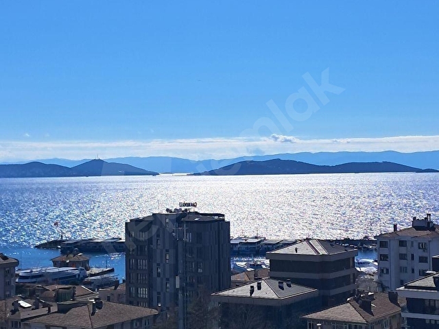 ÇATALÇEŞMEDE CADDEYE ÇOK YAKIN SIFIR 4+1 DENİZ MANZARALI TERASL - Görsel 16
