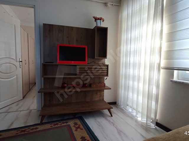 BALIKESİR PLEVNE DE EŞYALI GENİŞ, BALKONLU ADLİYEYE, ESAS 10 BURADA VE HASTANEYE YAKIN ARA KAT DAİRE - Görsel 3