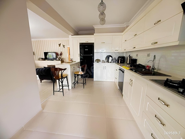 REKSA GAYRİMENKULden DOLUNAYDA SİTE İÇİNDE 3+1 SATILIK DAİRE - Görsel 18