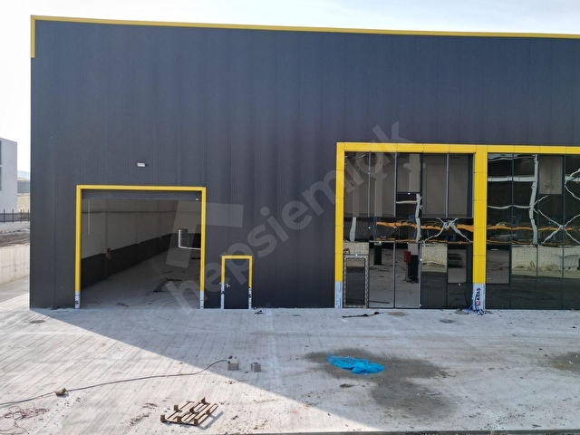 BATUHAN EMLAKTAN ORHANİYEDE 715M2 KİRALIK FABRİKA 100KW