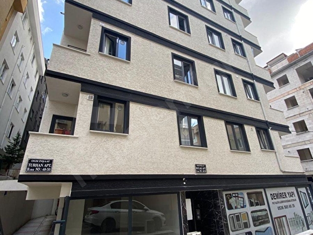 FINDIKLI MUHTARLIĞA YAKIN YENİ BİNADA GİRİŞ KAT DÜKKAN