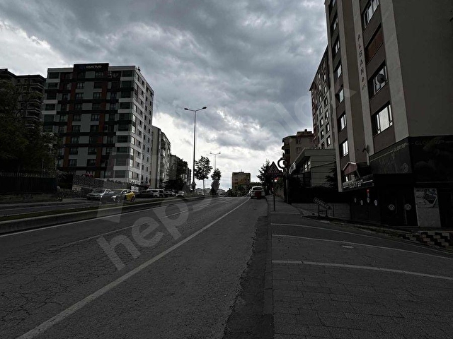Talas jandarma karşısı 350m2 satılık dükkan - Görsel 4