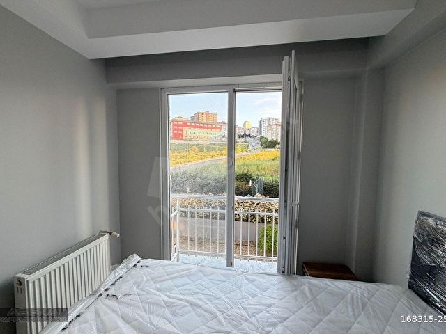 METROBÜSE YAKIN SİTE İÇİNDE 1+1 EŞYALI KİRALIK DAİRE !!! - Görsel 9
