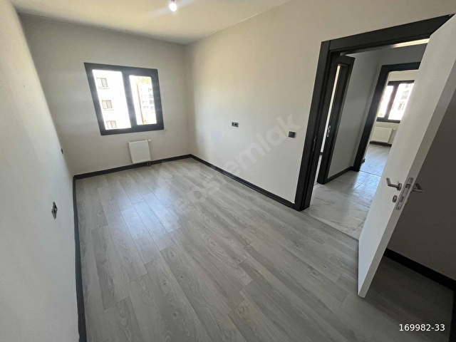 SEFERİHİSAR TOKİDE ÖNÜ AÇIK SATILIK 3+1 BORÇSUZ TEMİZ DAİRE - Görsel 27