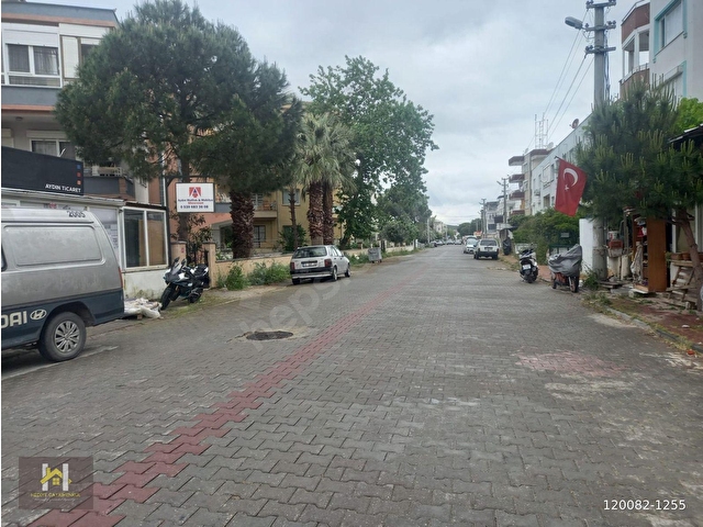 AYVALIK SARMISAKLIDA DENİZE 150 M. GENİŞ,KULLANIŞLI ,AYRI MUTFAK 3+1DAİRE - Görsel 11
