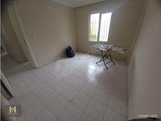 AYVALIK SARMISAKLIDA DENİZE 150 M. GENİŞ,KULLANIŞLI ,AYRI MUTFAK 3+1DAİRE - Görsel 24
