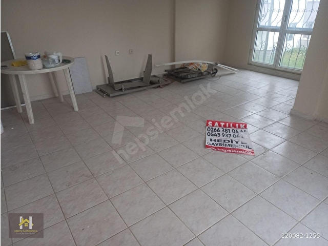 AYVALIK SARMISAKLIDA DENİZE 150 M. GENİŞ,KULLANIŞLI ,AYRI MUTFAK 3+1DAİRE - Görsel 21