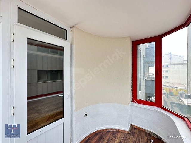 Büklüm Sokak 1. Kat, Ön Cephe, Asansörlü, Otoparklı 4+1 Kiralık - Görsel 18