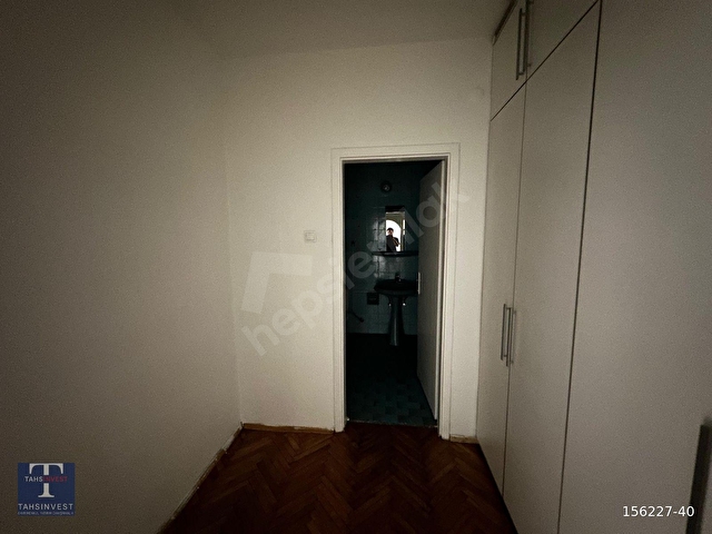 Büklüm Sokak 1. Kat, Ön Cephe, Asansörlü, Otoparklı 4+1 Kiralık - Görsel 26