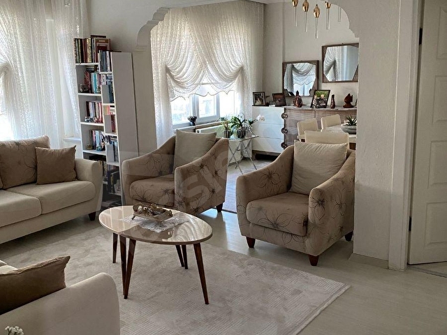 ATATÜRK CAD. TAPU YANI, 110 M2, 2+L, 5.ASNS. ARA KAT, TEMİZ VE DENİZ MANZ.DAİRE SATILIKTIR. - Görsel 3