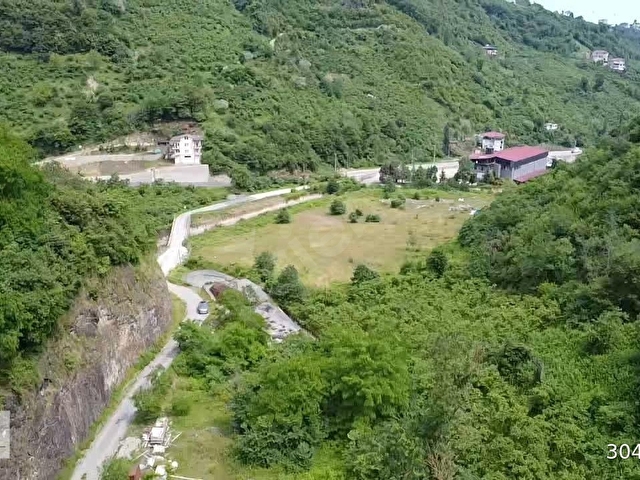 Trabzon Yomra İlçesinde Satılık Ticari İmarlı Arsa - Görsel 2
