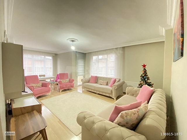 EMNİYETTEPEDE EMSALSİZ 3+1 GENİŞ AYDINLIK BALKONLU SATILIK DAİRE - Görsel 2