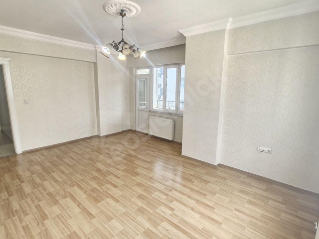 YMZDEN YEDİTEPEDE KİRALIK 3+1 TERTEMİZ ARAKAT BAKIMLI DAİRE. - Görsel 2