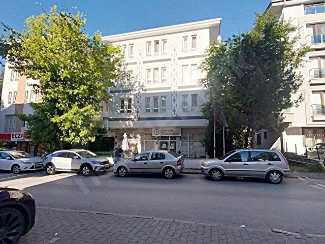 FAVORİMDEN HARBİYE MAHALLESİNDE, EN ÜST KATTA, TAMAMEN GÜNEŞ ALAN 2+1 SATILIK DAİRE - Görsel 3