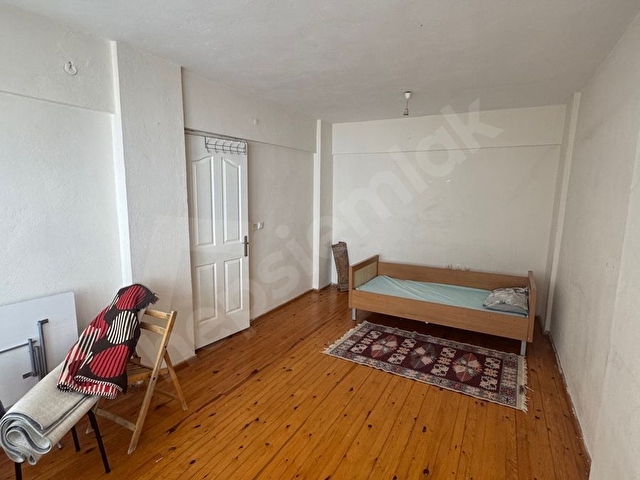BURDUR MERKEZ KARASENİR MAHALLESİNDE EŞYALI 2+1 KİRALIK DAİRE - Görsel 8