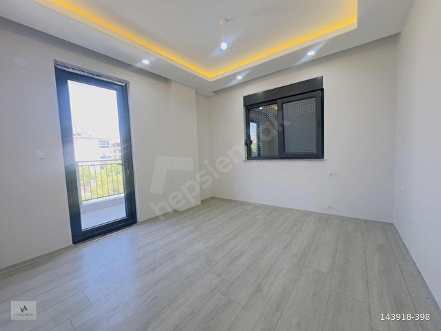 TRAMVAY CADDESİ DİBİ ARAKAT ASANSÖRLÜ ÇİFT BALKONLU - Görsel 17