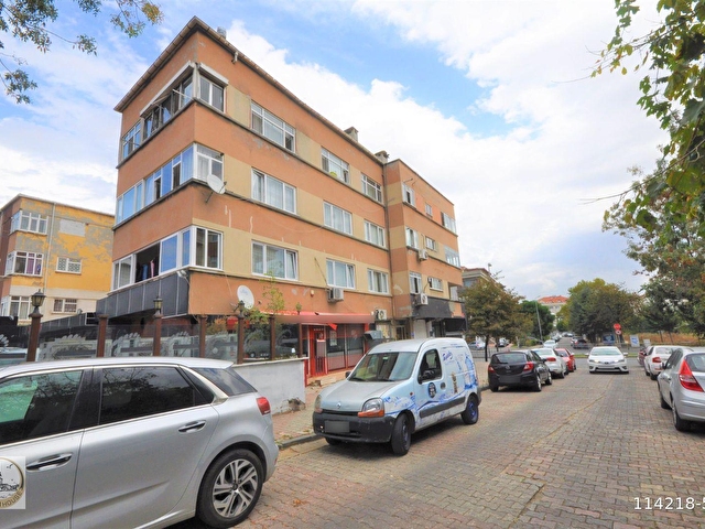 Istanbul House Dan Bahcelievler Cadde Uzerinde Satilik Arsa 114218 517 Hurriyet Emlak