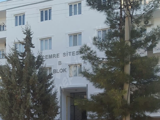 Site içi 3+1 acil satılık