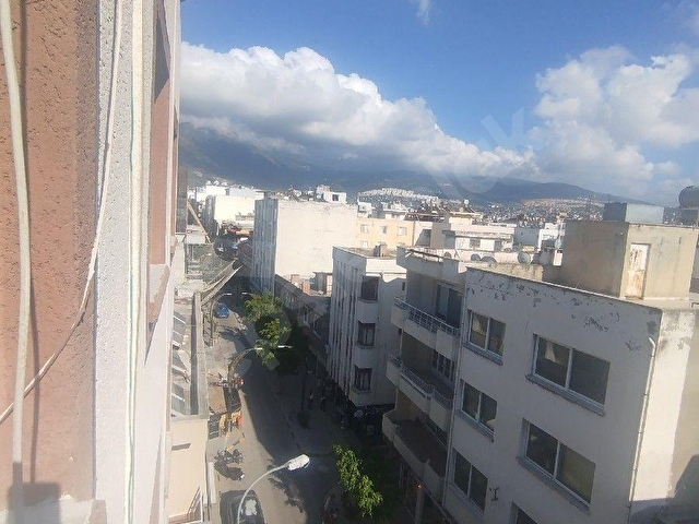ŞEHİR MERKEZİ DOKTORLAR CADDESİ ÜZERİNDE 3+1 SATILIK DAİRE - Görsel 25
