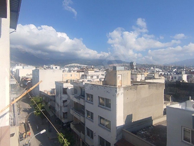 ŞEHİR MERKEZİ DOKTORLAR CADDESİ ÜZERİNDE 3+1 SATILIK DAİRE - Görsel 29