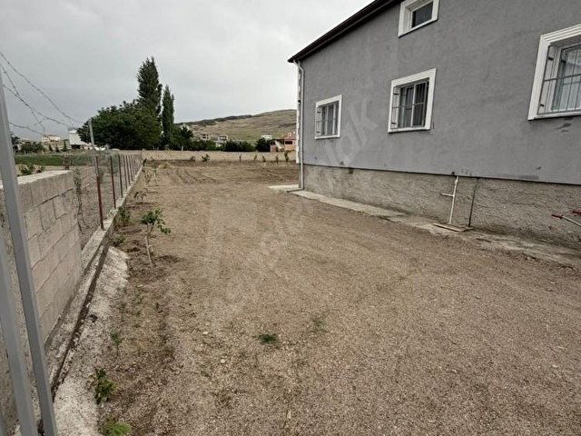 GAZİKÖYÜ’NDE 1.000 m² ARSA İÇERİSİNDE GENİŞ 3+1 MÜSTAKİL EV - Görsel 21