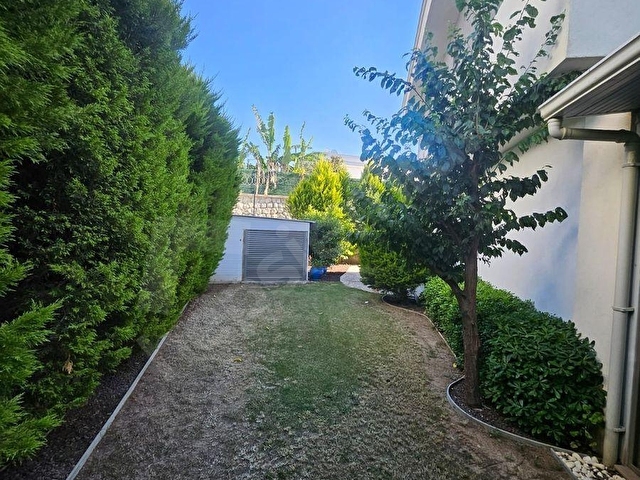Güzelbahçe Mustafa Kemal Paşa Mah. 3+1 Kiralık Villa - Görsel 11