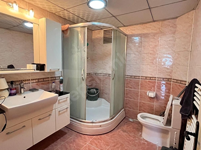 TUĞRUL EMLAK,TAN BAHÇELİ EVLER MAH,DE 3+1 ARA KAT KOMBİLİ 130m2 - Görsel 26