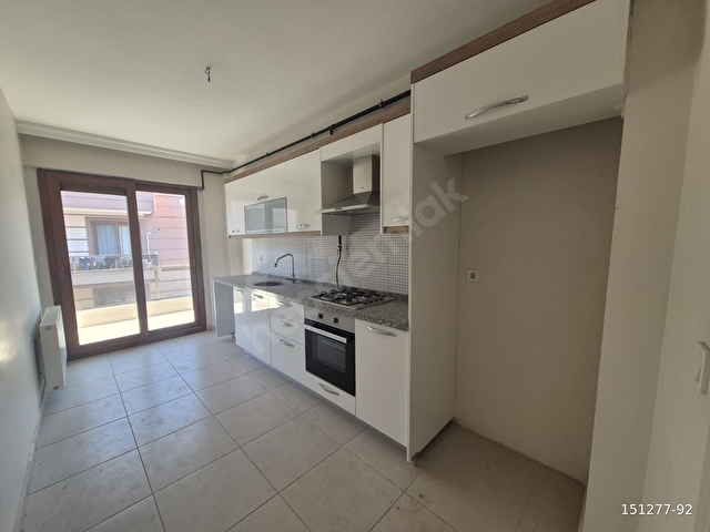 ULUKENT MERKEZDE 2+1 SATILIK DAİRE KAPALI MUTFAK - Görsel 5
