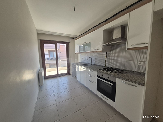ULUKENT MERKEZDE 2+1 SATILIK DAİRE KAPALI MUTFAK - Görsel 2
