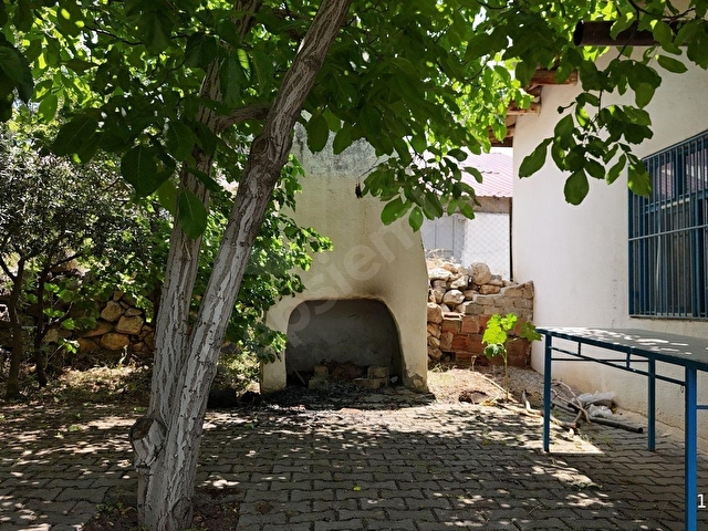 BAKLAN MERKEZDE SATILIK 1365M2 ARSA İÇİNDE 3 ADET EV VE DEPO - Görsel 12