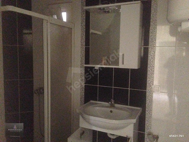 Gumbet Site Ici Ferah Bahcekati 2 1 Daire 65421 761 Hurriyet Emlak