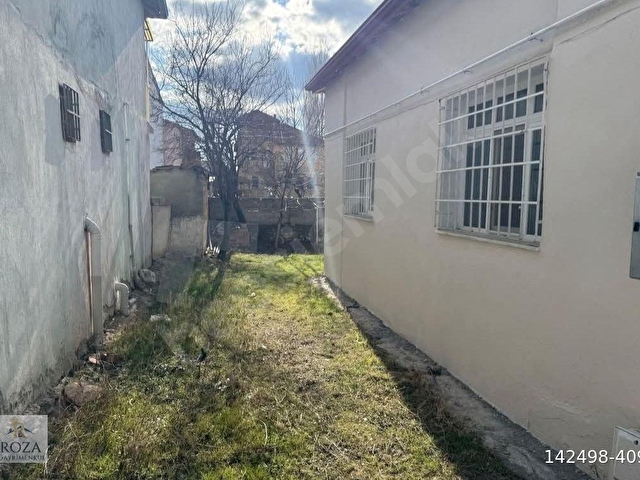 DİNAR OTOGAR MAHALLESİNDE, FIRSAT BAHÇELİ 2+1 MÜSTAKİL EV! - Görsel 14