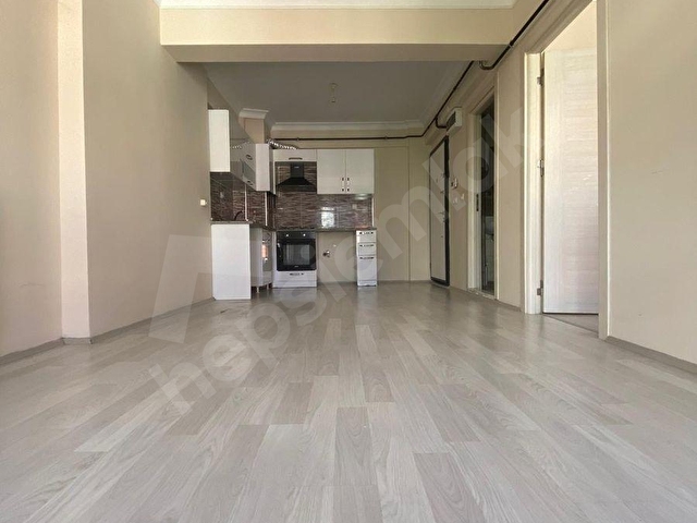 BAYRAKÇEKENDEN 1+1 KİRALIK TABAKLAR MAH KATLI OTOPARK YAKINI - Görsel 4
