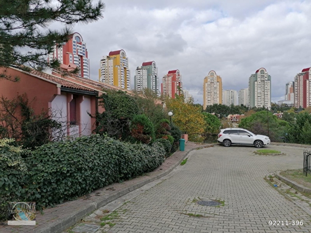 bahcesehir selale evleri komple ful tadilatli 5 2 kose villa 92211 396 hurriyet emlak